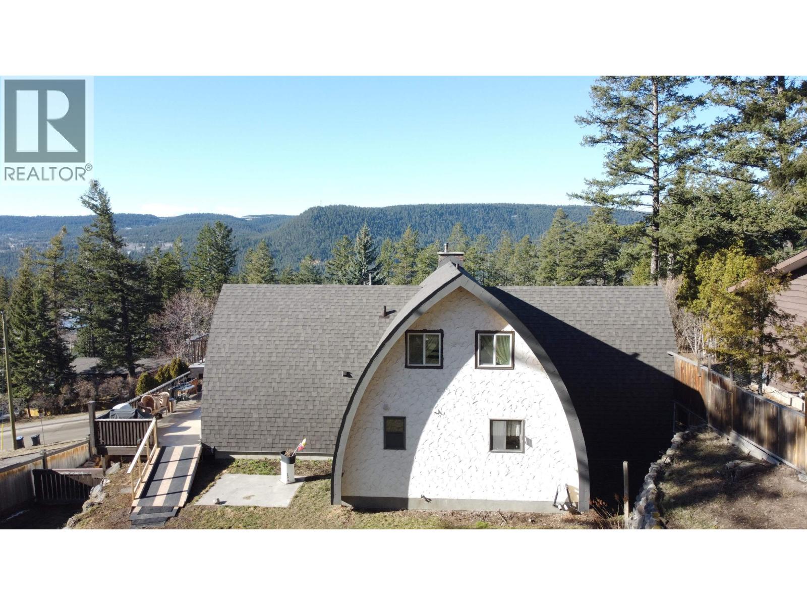 1330 N TWELFTH AVENUE - 40