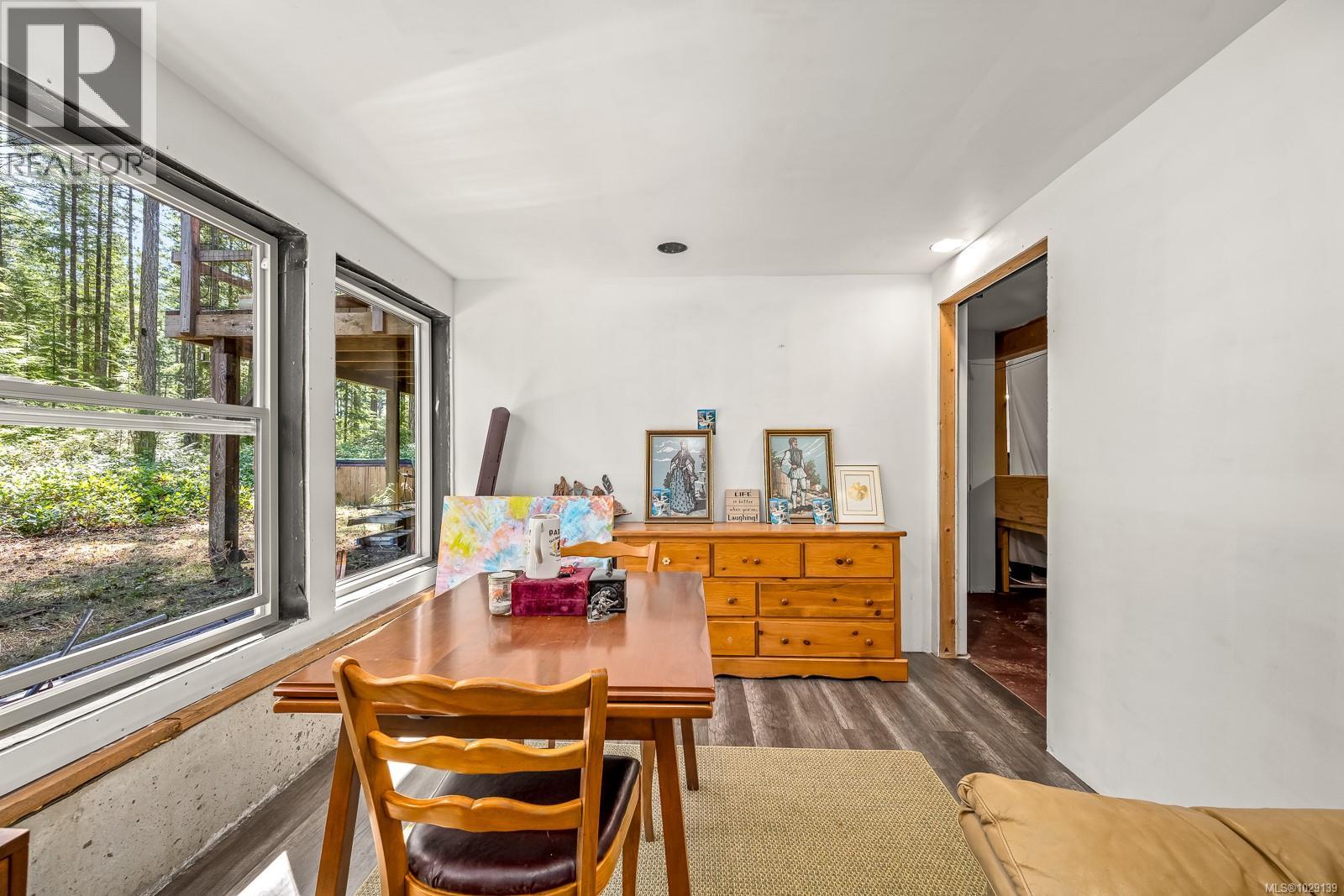 924 SISKIN LANE - 25