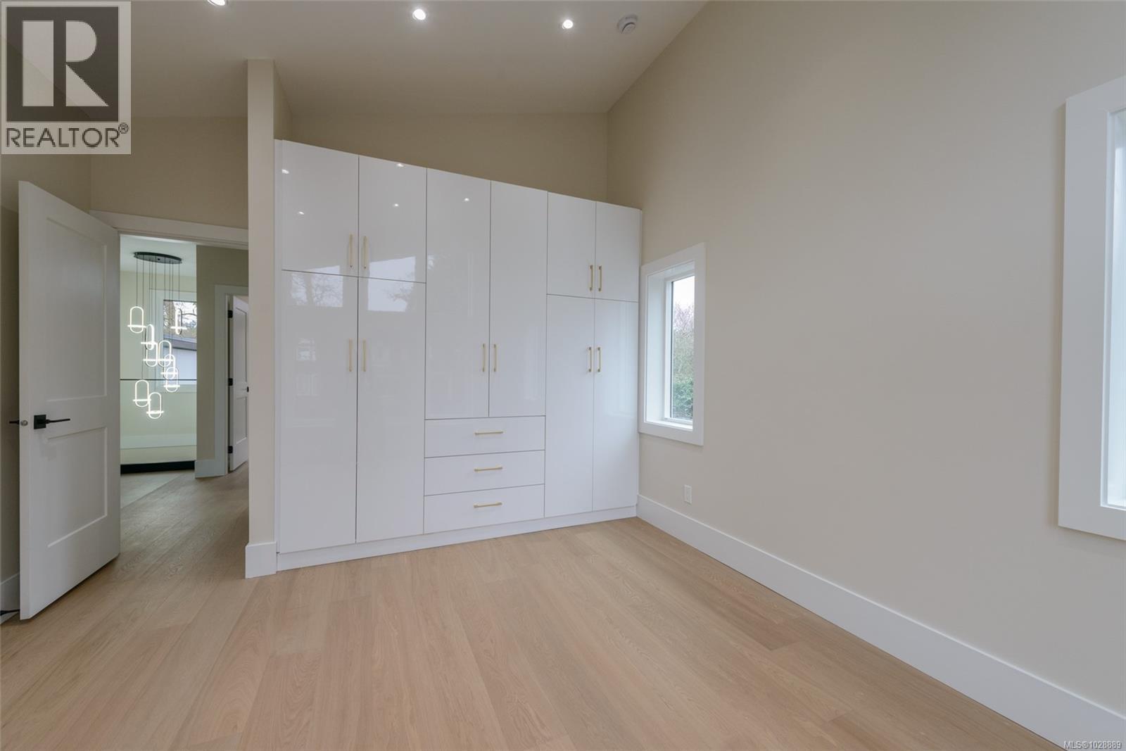 1246 REYNOLDS RD - 30