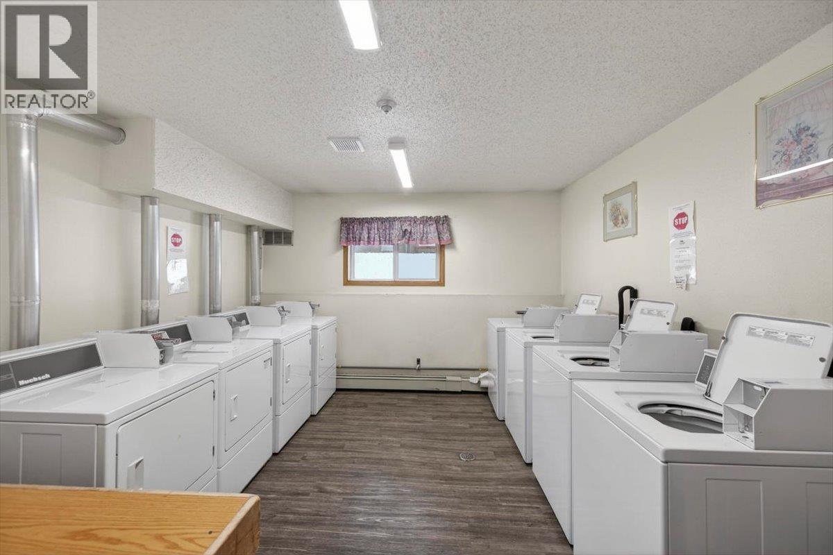 65 Cokato Road Unit# 304, Fernie