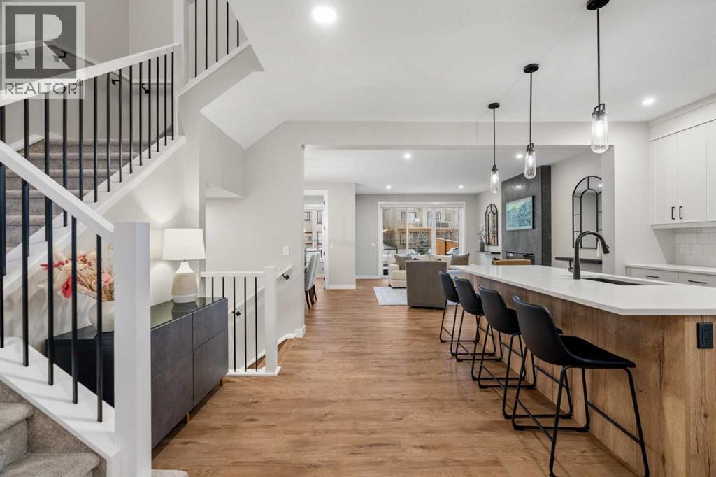 Single Family House for Sale in  Silver Spruce Grove SW Silverado Calgary 