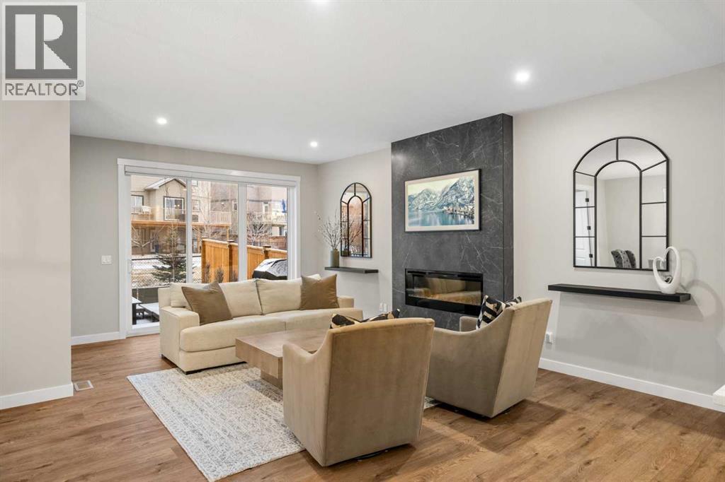 Single Family House for Sale in  Silver Spruce Grove SW Silverado Calgary 