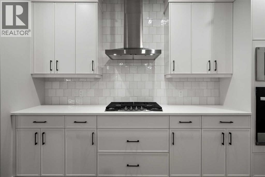 Single Family House for Sale in  Silver Spruce Grove SW Silverado Calgary 