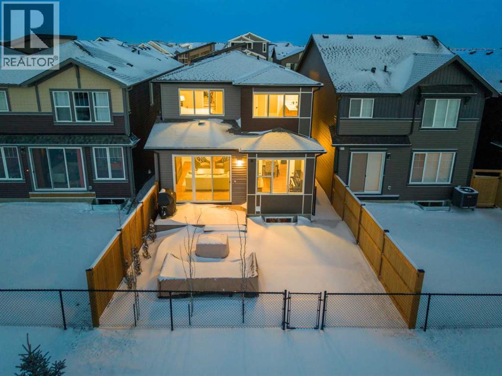 Single Family House for Sale in  Silver Spruce Grove SW Silverado Calgary 