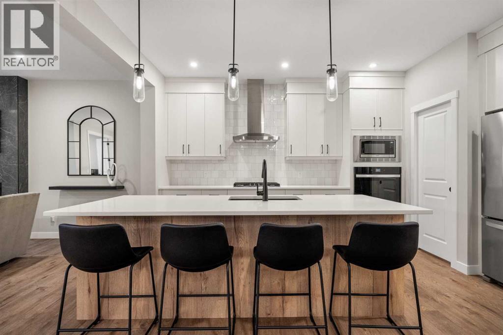 Single Family House for Sale in  Silver Spruce Grove SW Silverado Calgary 