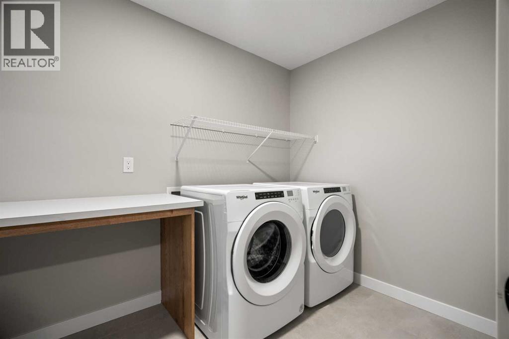 Single Family House for Sale in  Silver Spruce Grove SW Silverado Calgary 