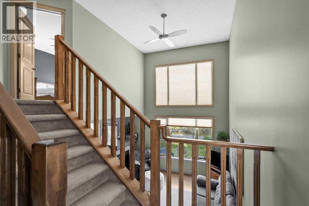 Single Family House for Sale in  Tuscany Summit Terrace NW Tuscany Calgary 