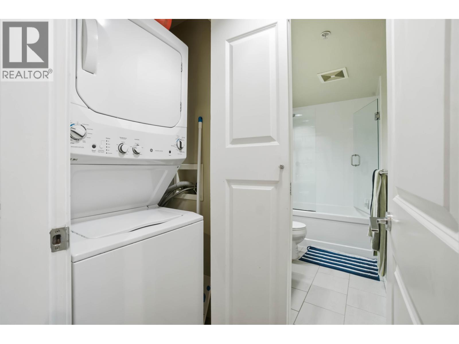 1701 1001 RICHARDS STREET