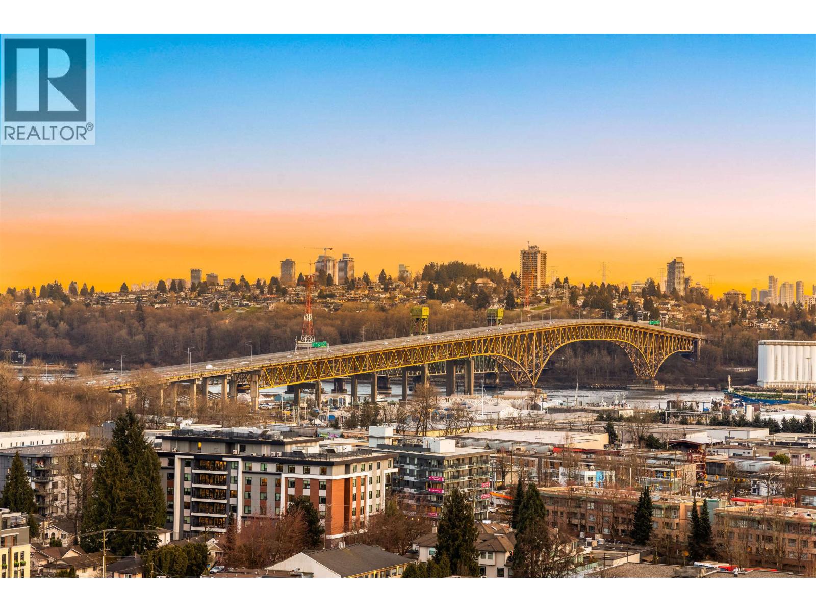 1705 1401 HUNTER STREET, North Vancouver