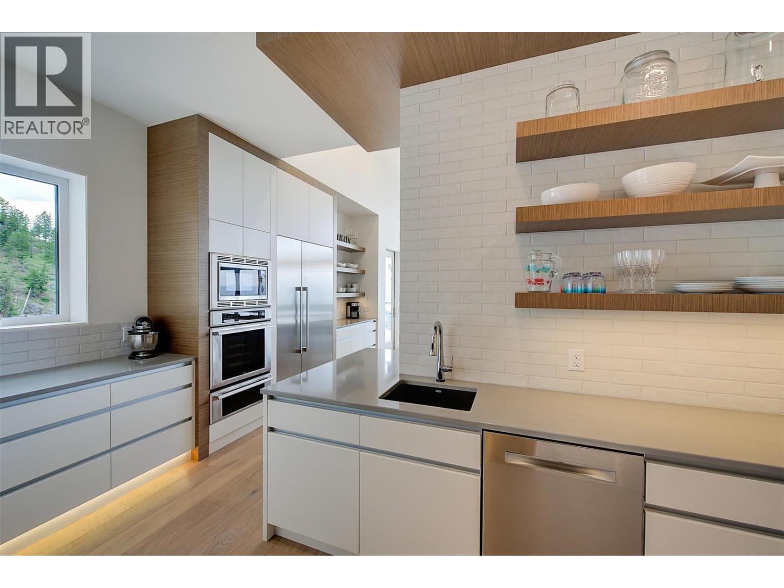 5710 Jasper Way, Kelowna