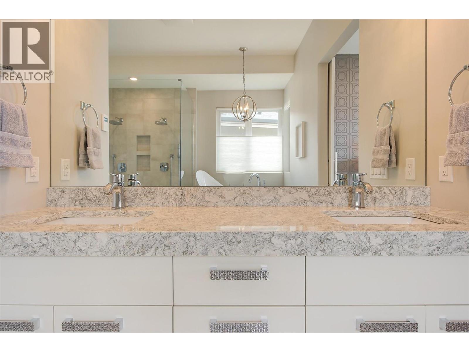 5710 Jasper Way, Kelowna