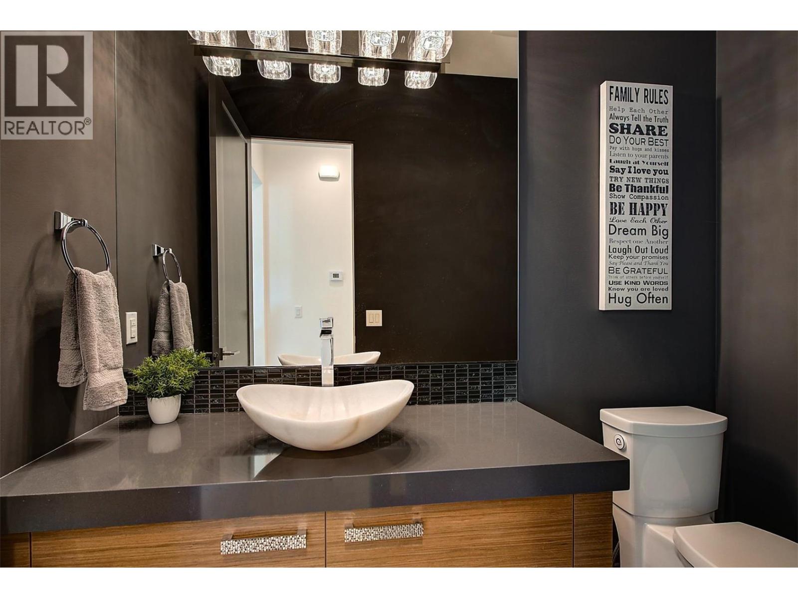 5710 Jasper Way, Kelowna