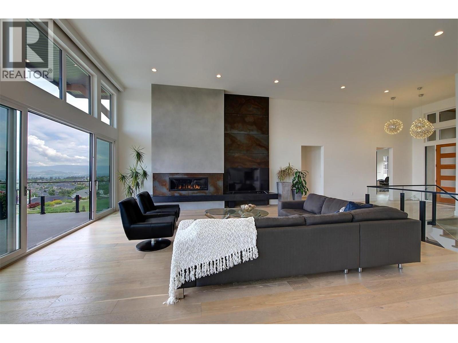 5710 Jasper Way, Kelowna