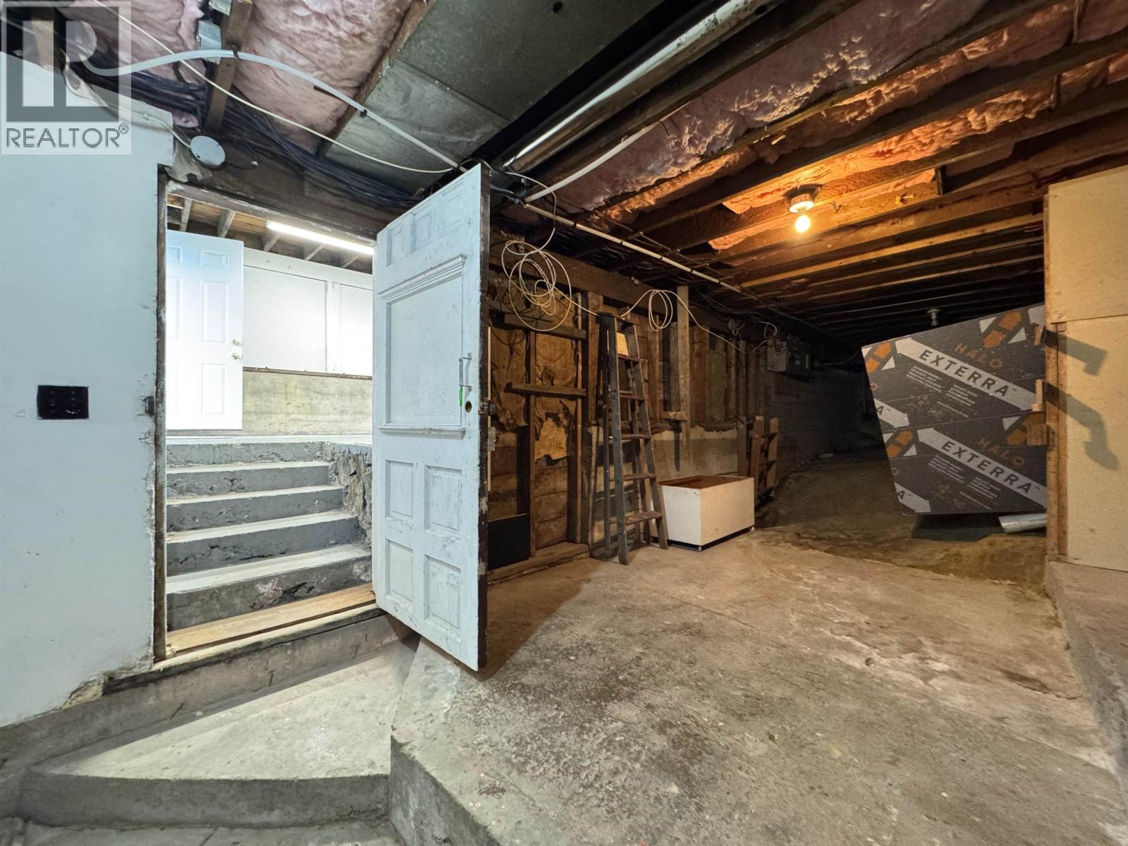 723 W 6TH AVENUE - 26