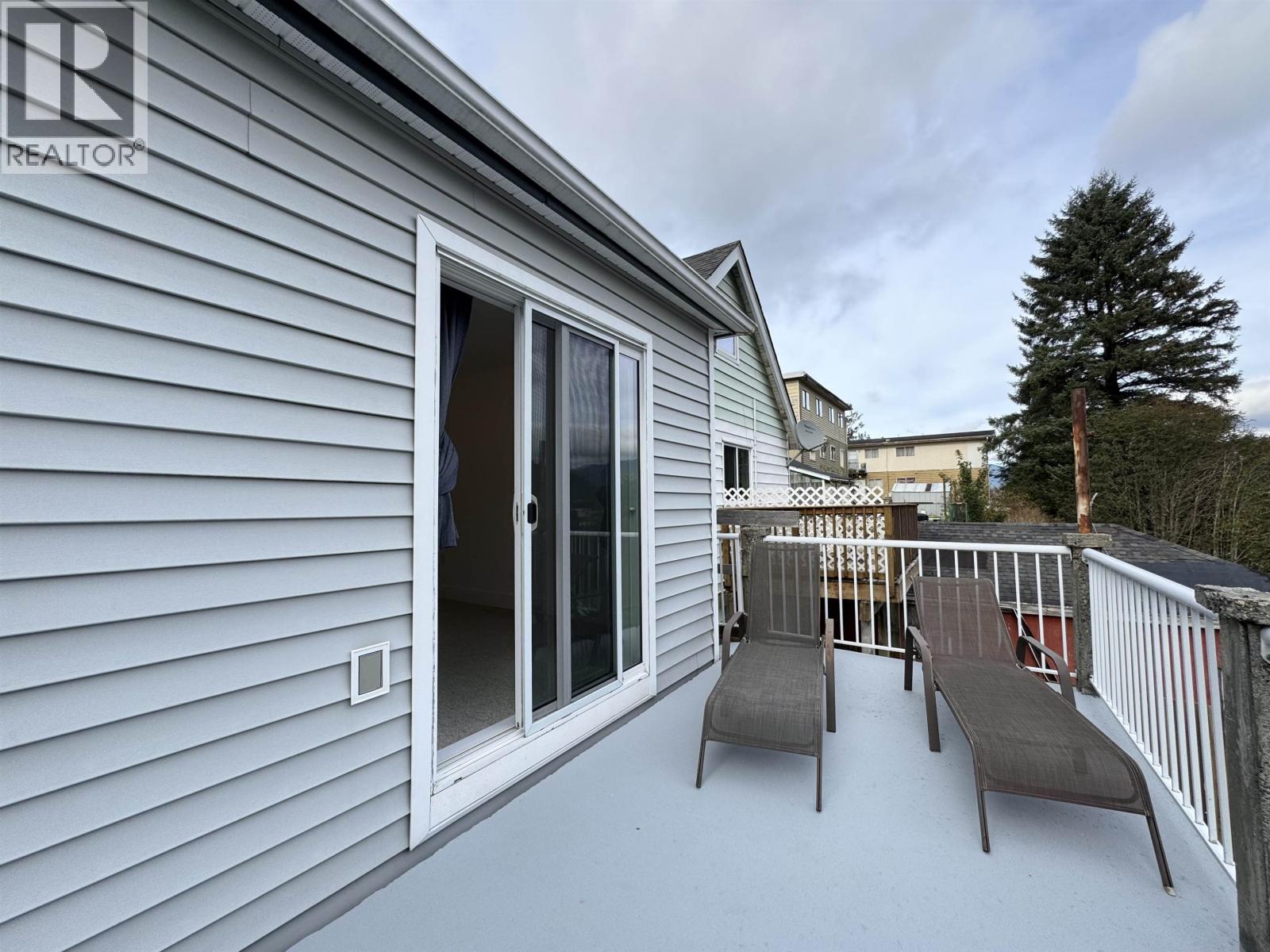 723 W 6TH AVENUE - 21