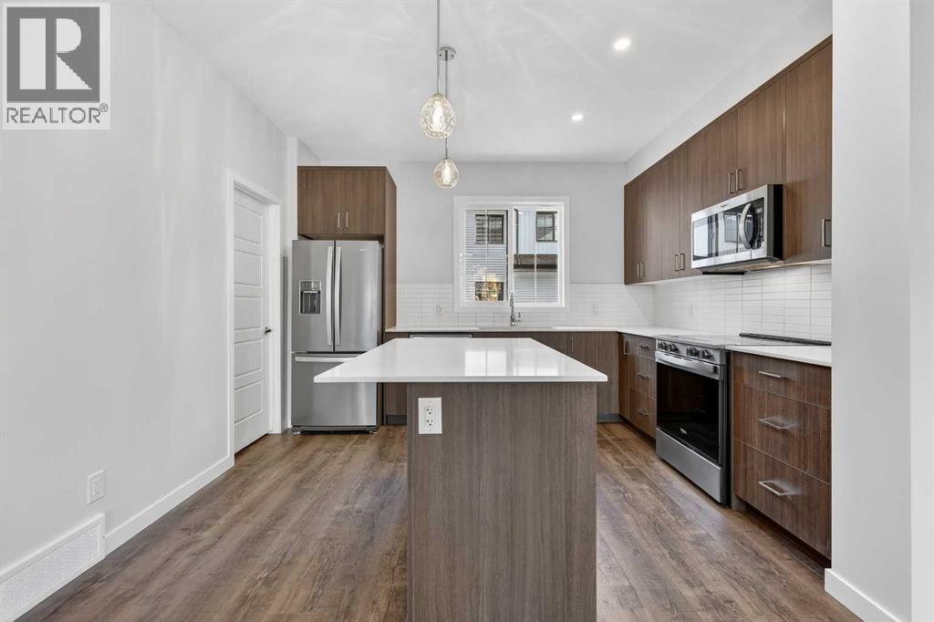 Single Family House for Sale in   Creekside Way SW Pine Creek Calgary 