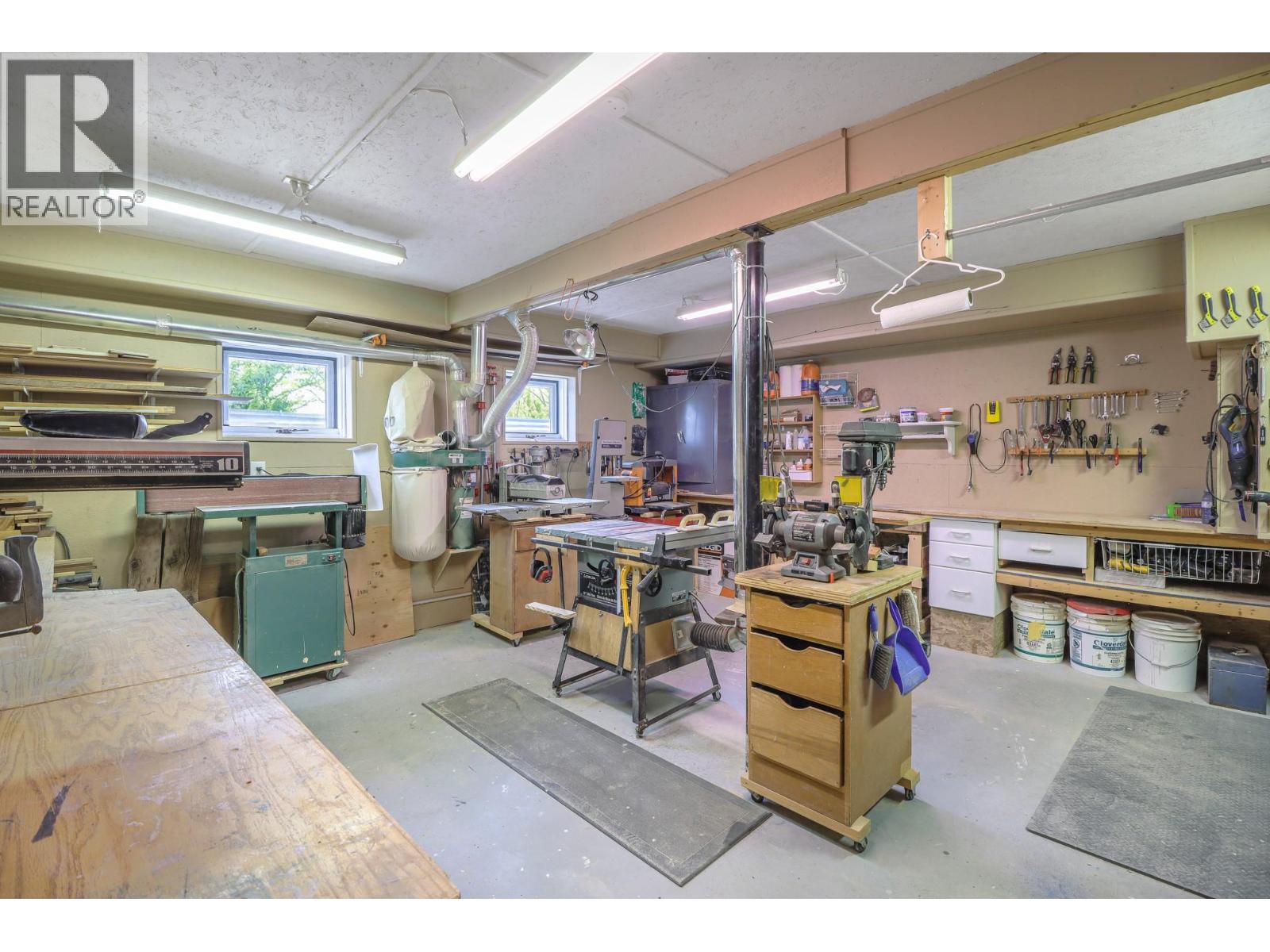 1715 15TH AVENUE S - 53