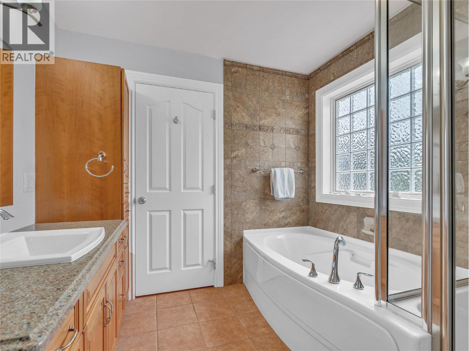 2120 RITCHIE Drive, Cawston