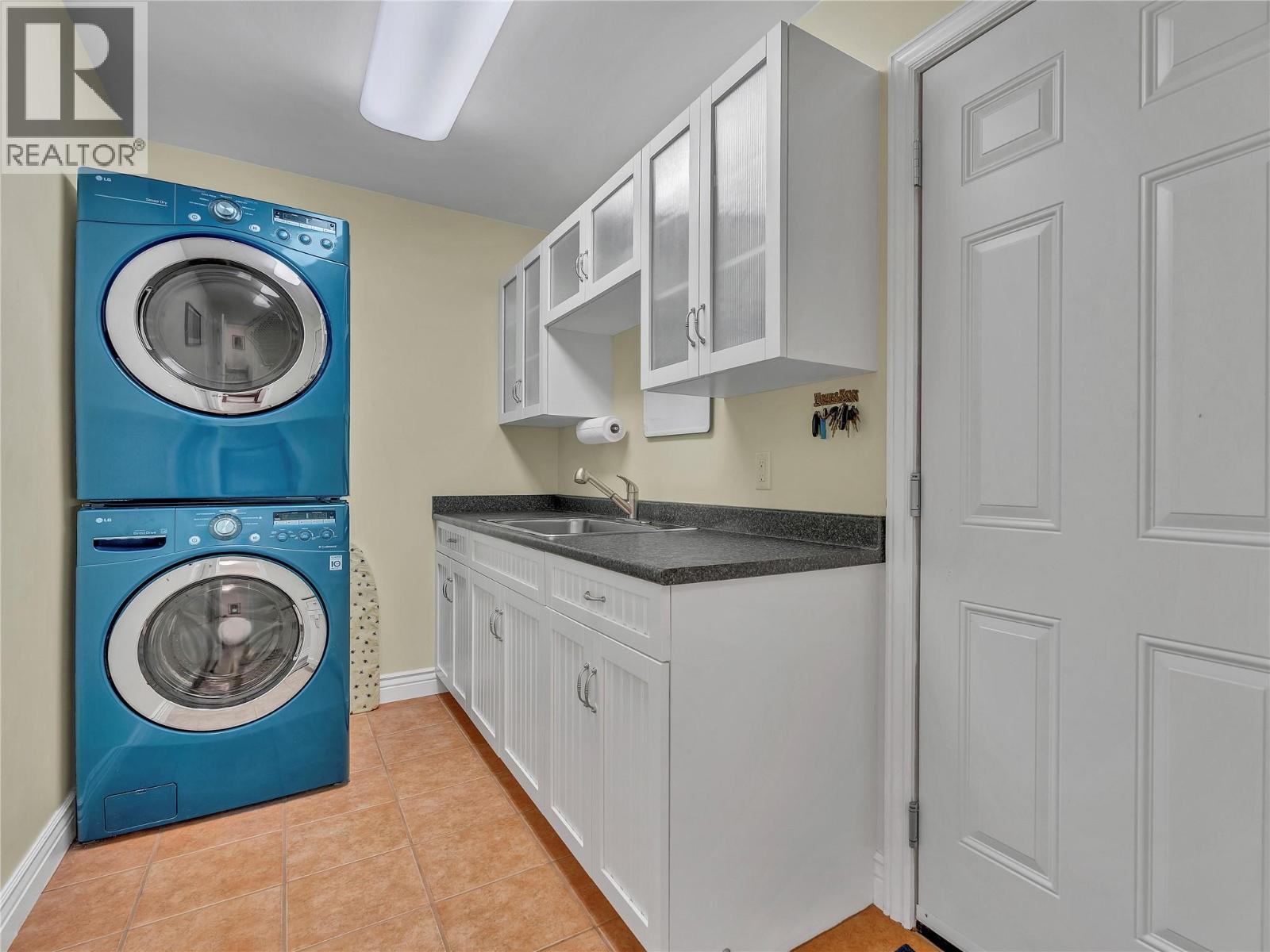 2120 RITCHIE Drive, Cawston