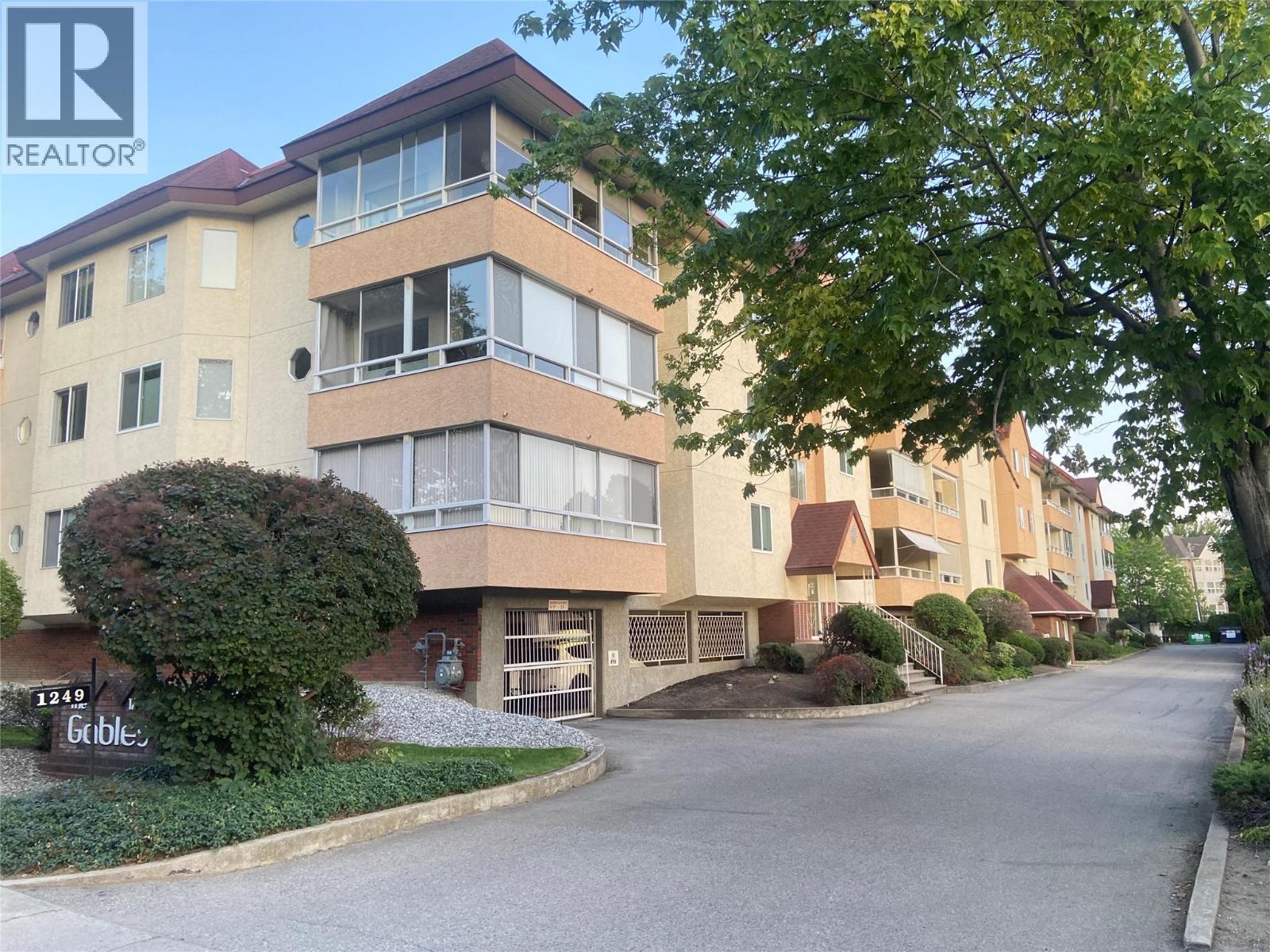 211 1249 Pacific Avenue, Kelowna