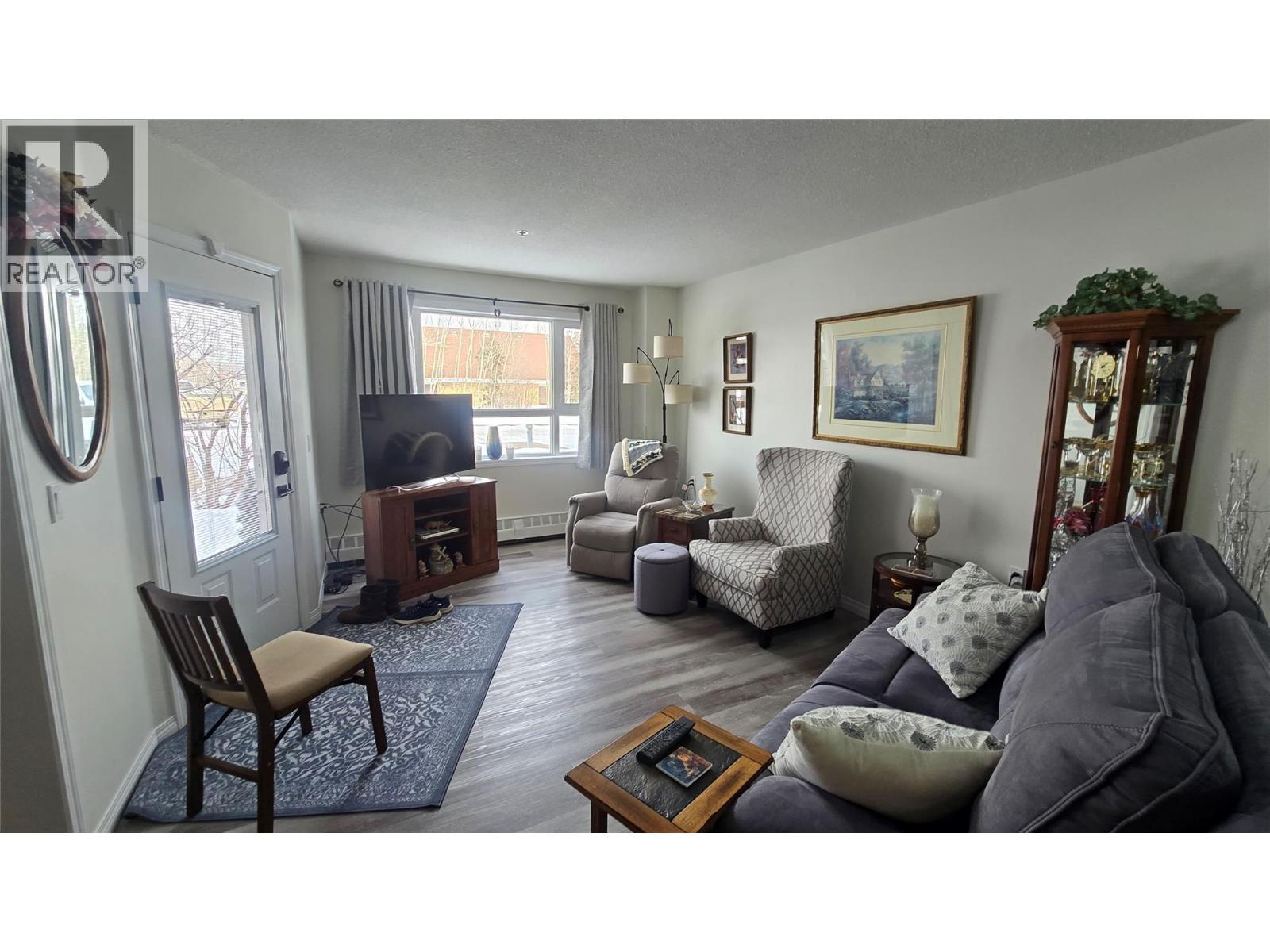 11001 13 Street Unit# 101, Dawson Creek