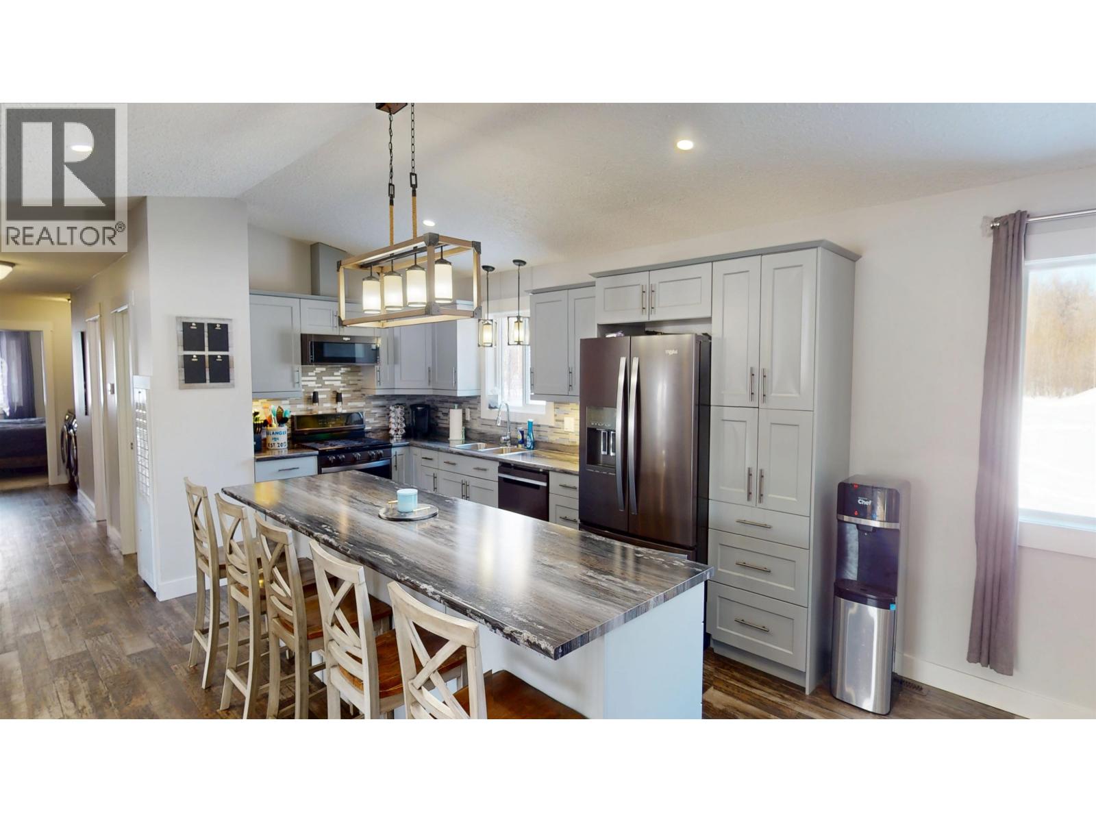 13654 W SAWYER ROAD, Charlie Lake