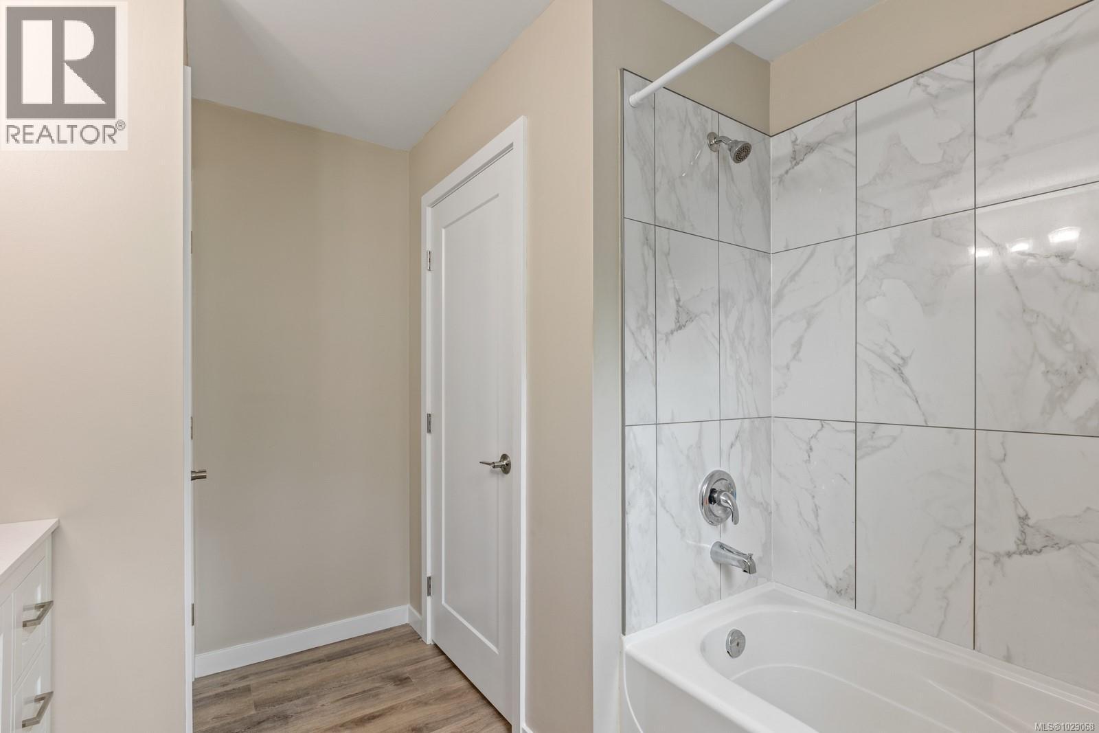 3671 THOMSON RD - 14