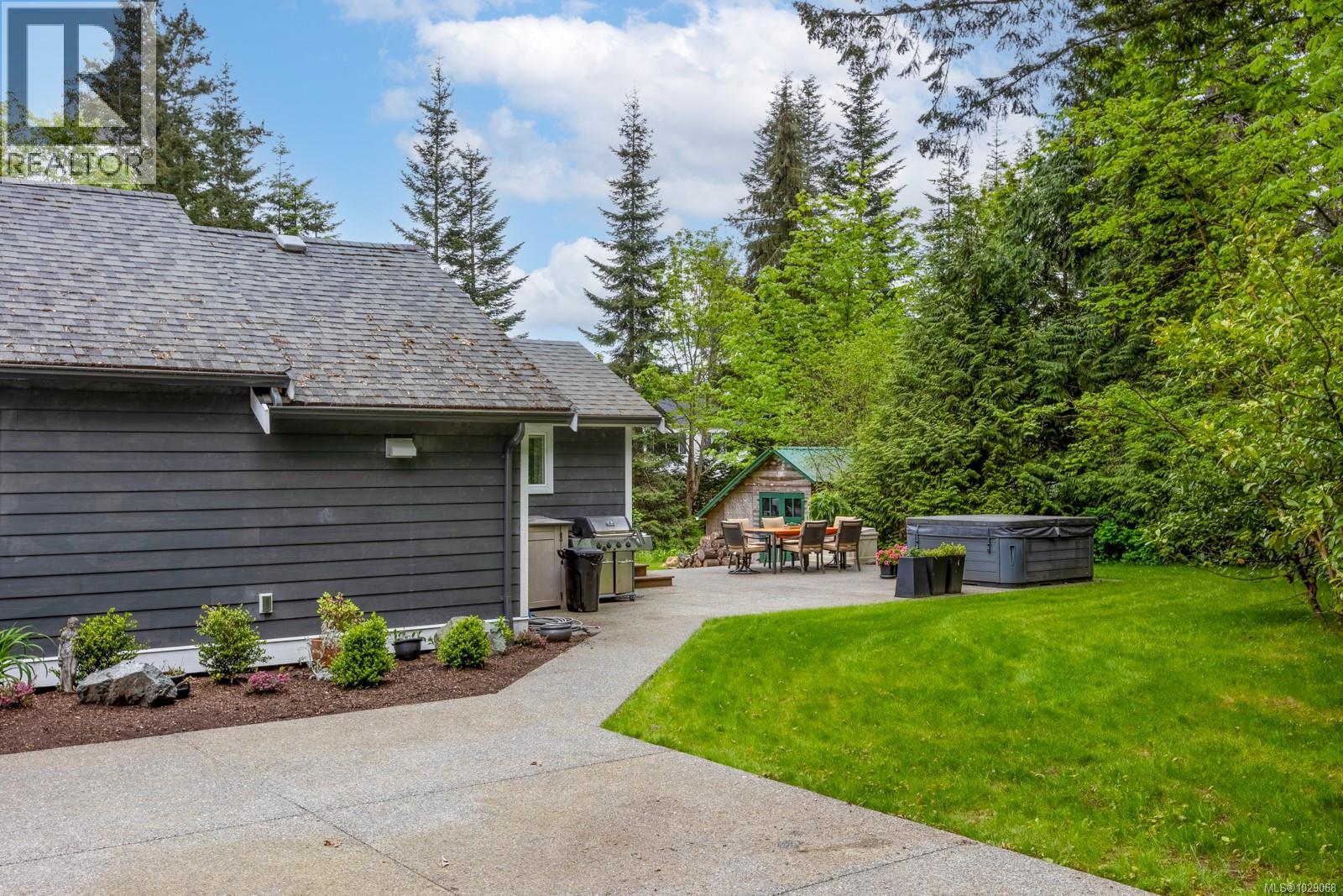 3671 THOMSON RD - 20