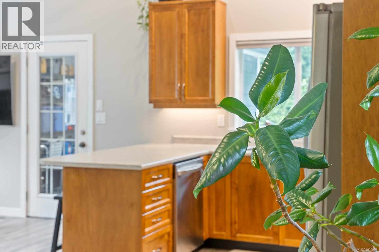 3671 THOMSON RD - 36