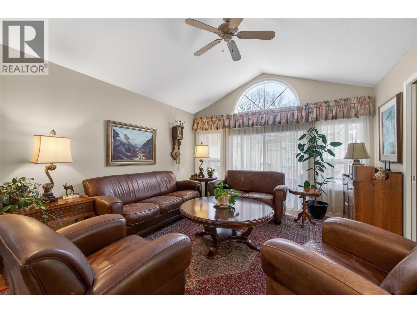 4640 13 Street NE, Salmon Arm