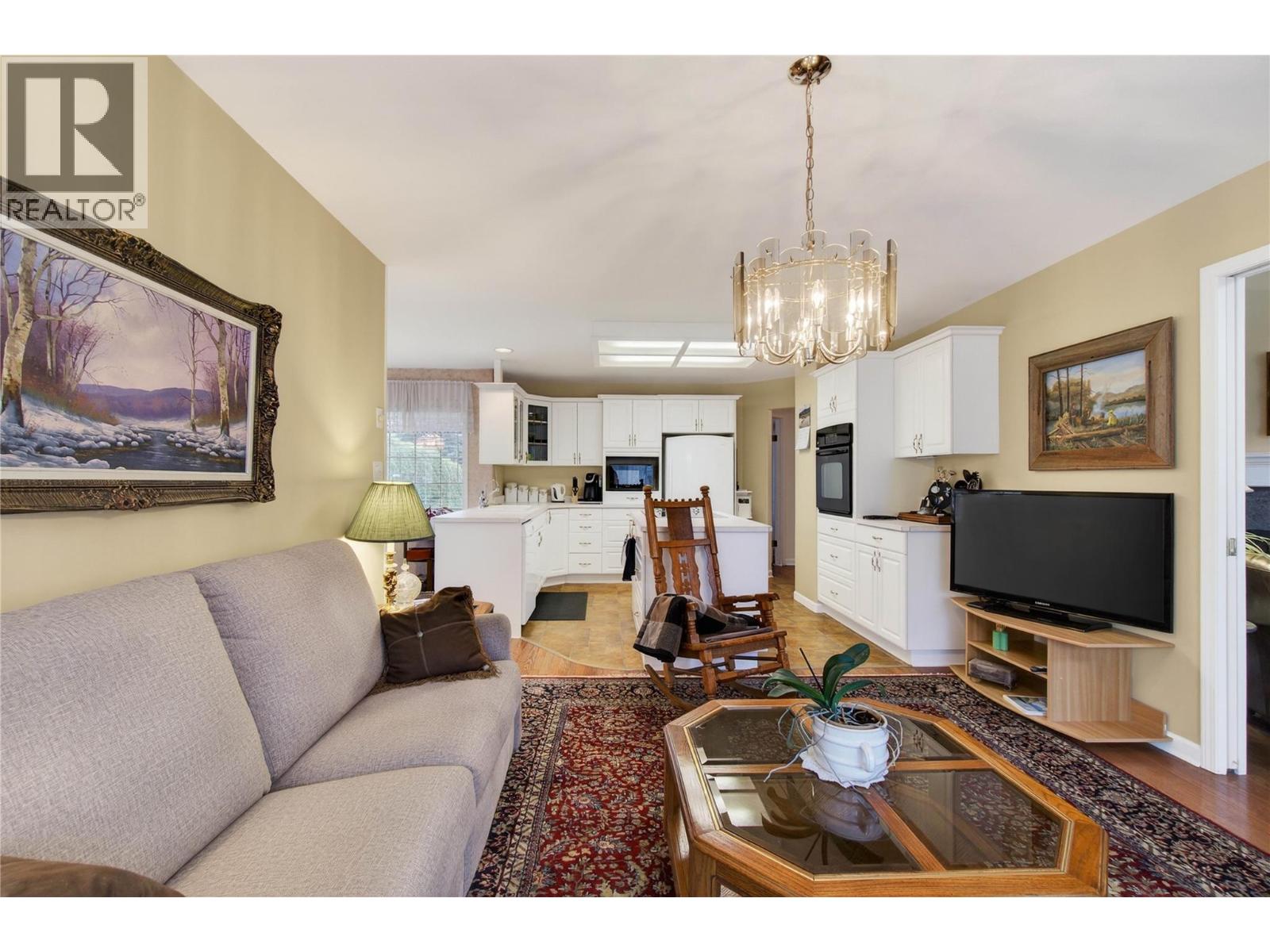 4640 13 Street NE, Salmon Arm