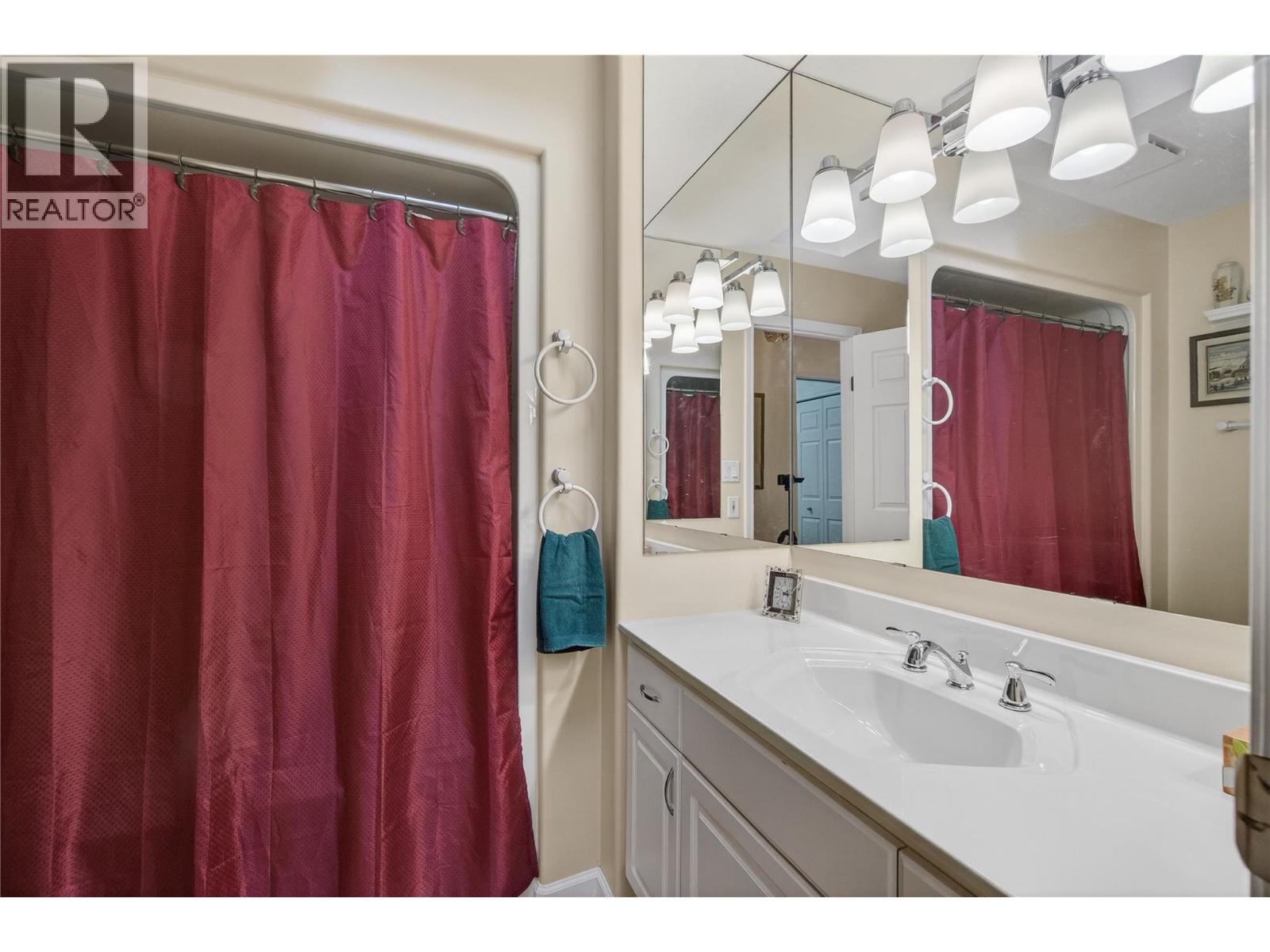 4640 13 Street NE, Salmon Arm