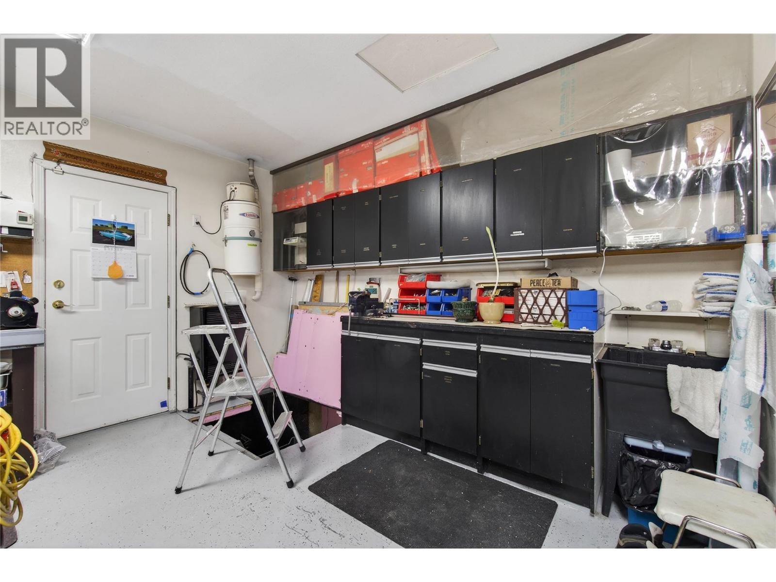 4640 13 Street NE, Salmon Arm