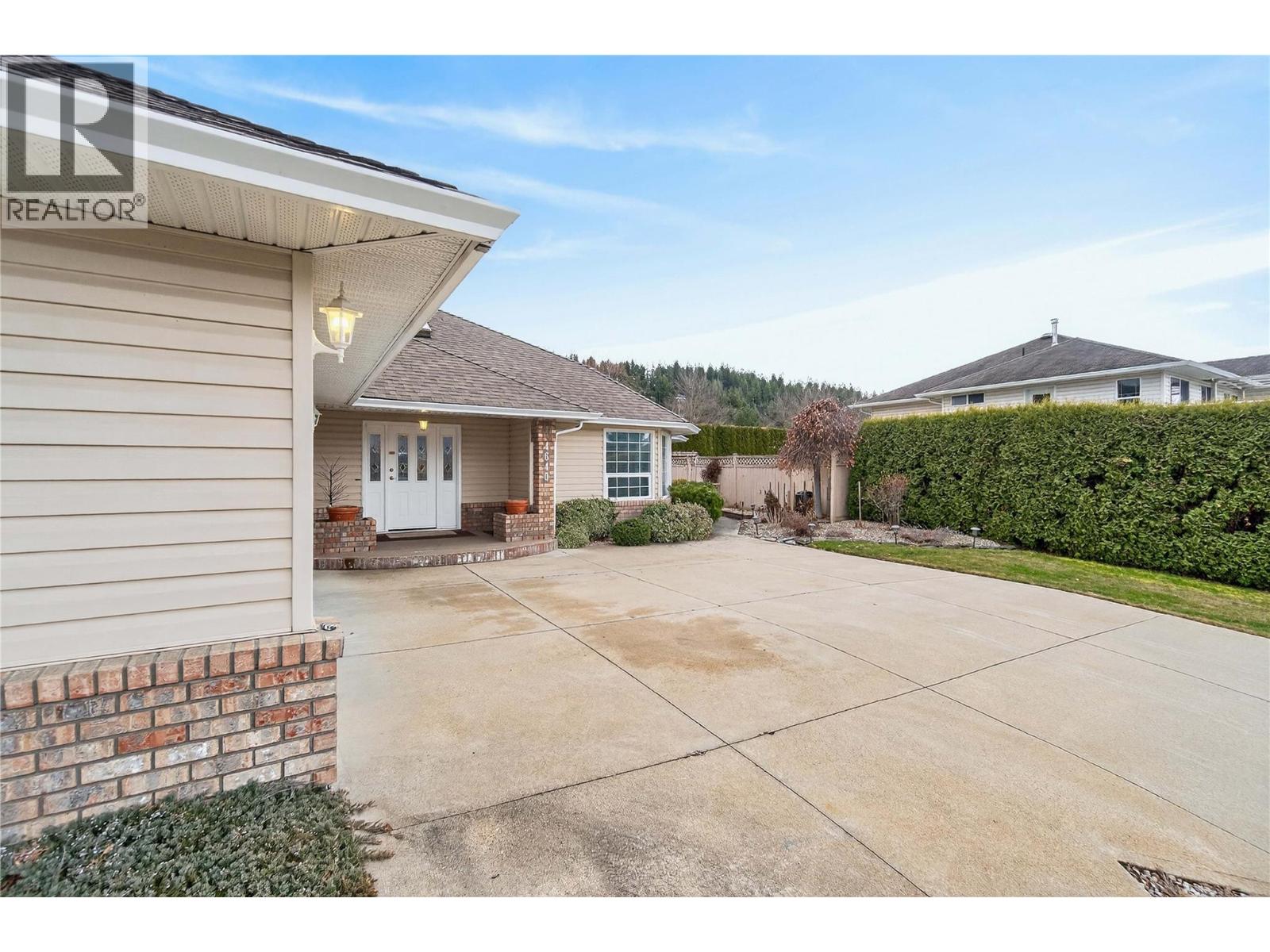 4640 13 Street NE, Salmon Arm