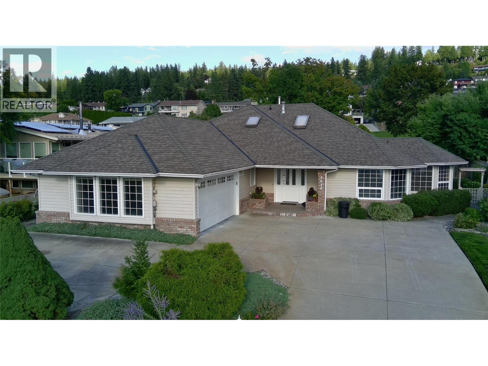 4640 13 Street NE, Salmon Arm