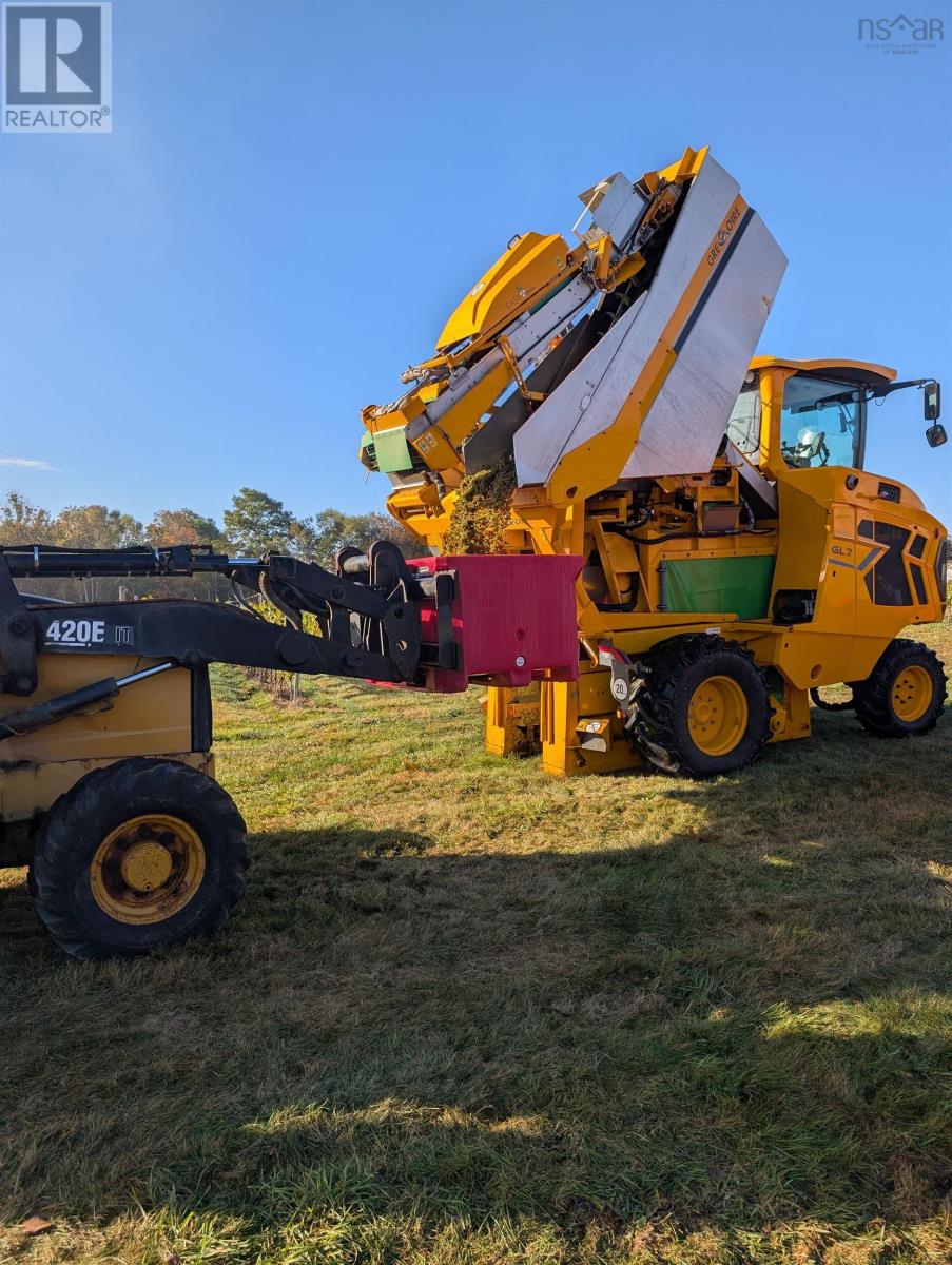 Property 14 of 37 of 4113 Highway 340