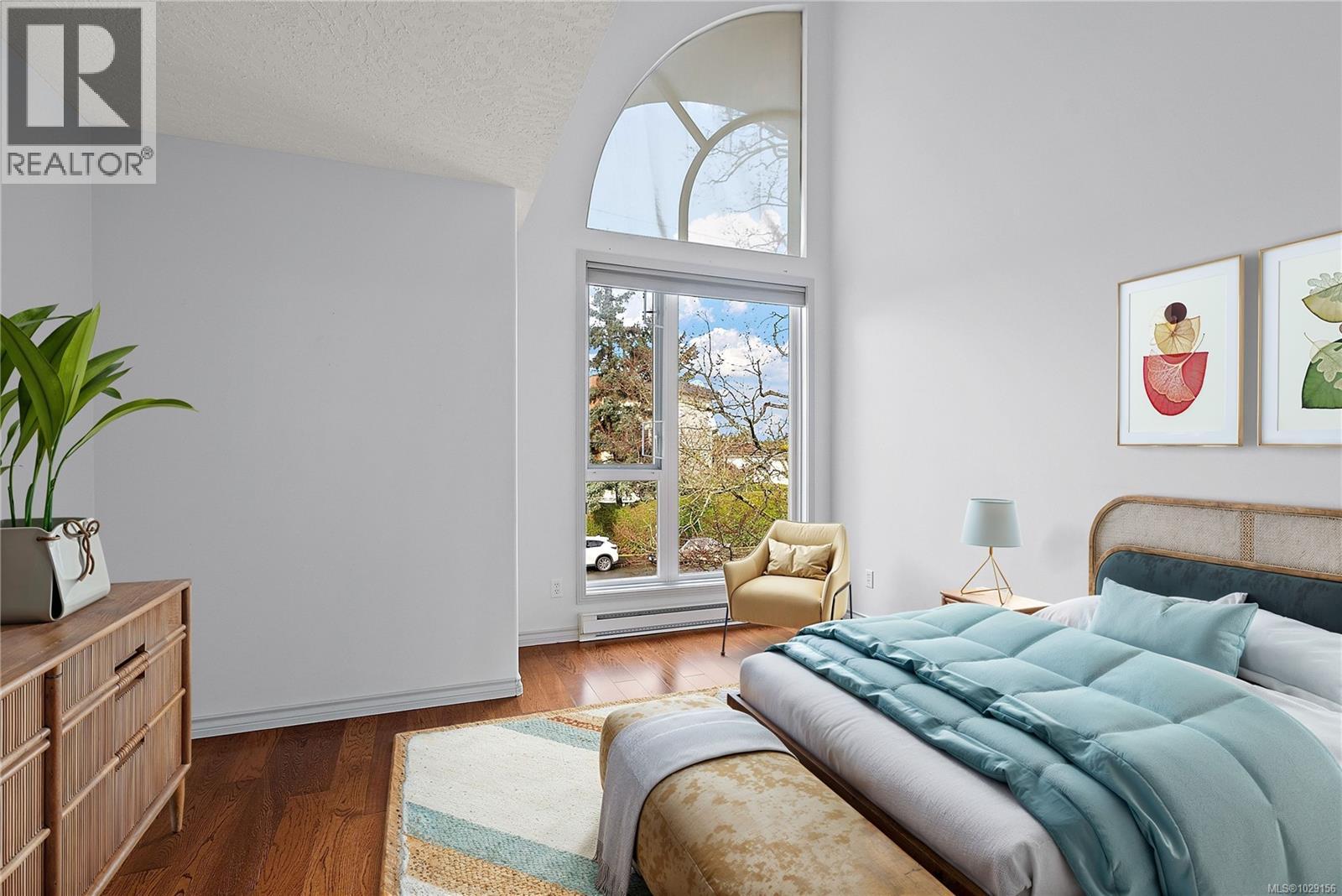 205 9905 Fifth Street, Sidney