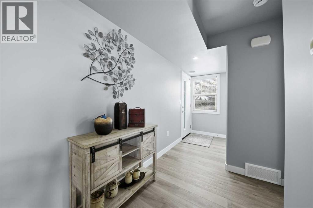 5130 50 Street, Lacombe