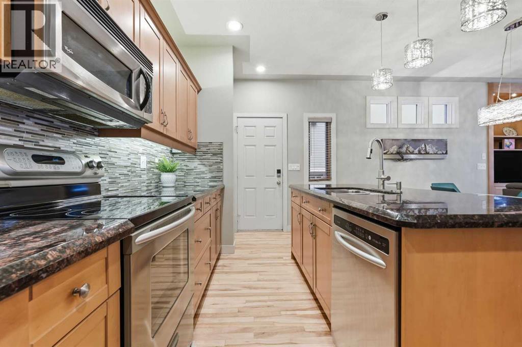 Single Family House for Sale in   A Street SW Richmond Calgary 