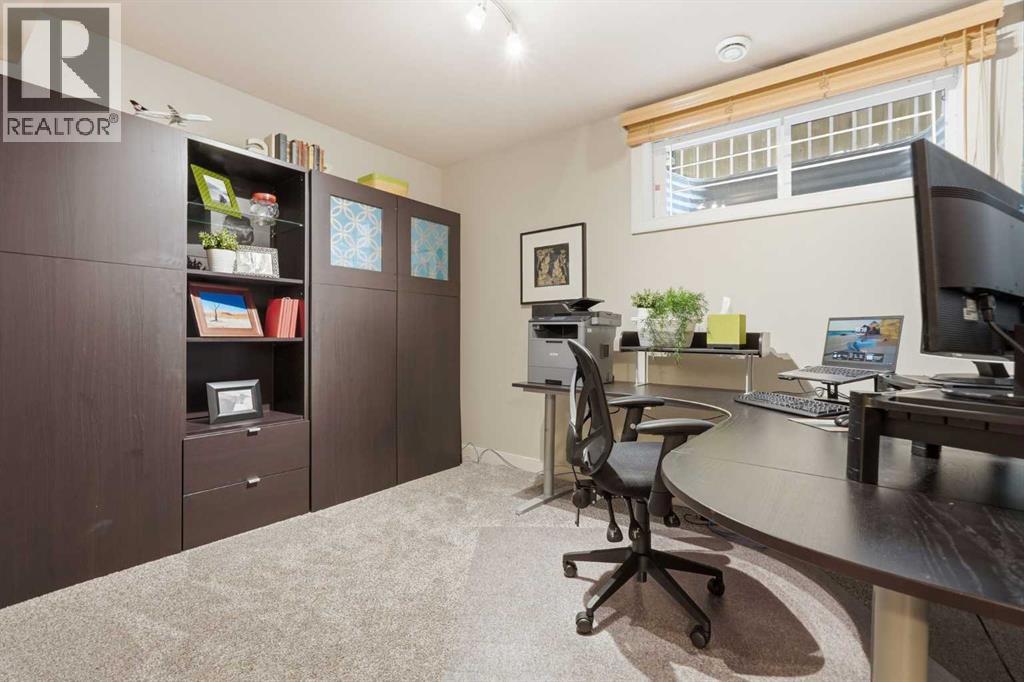 Single Family House for Sale in   A Street SW Richmond Calgary 