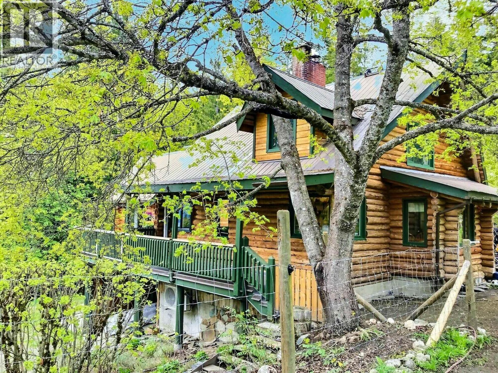 375 Alexander Road, Nakusp