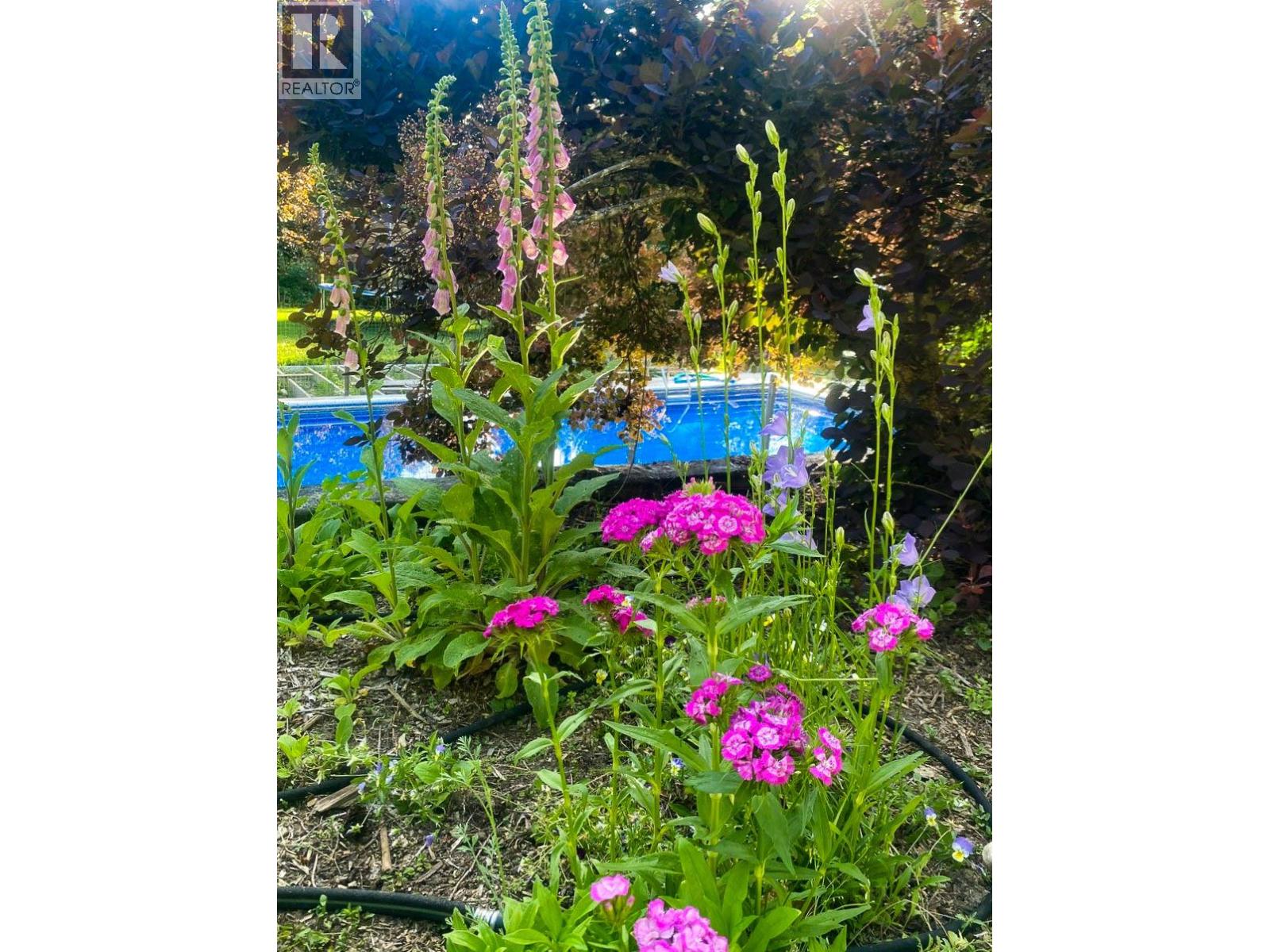 375 Alexander Road, Nakusp