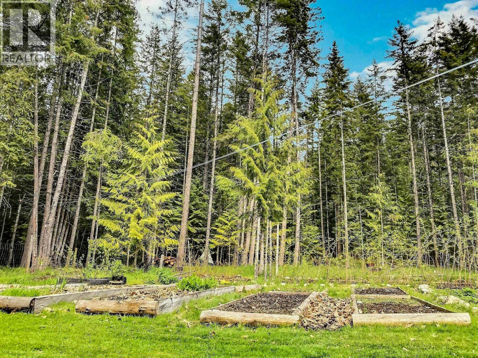 375 Alexander Road, Nakusp