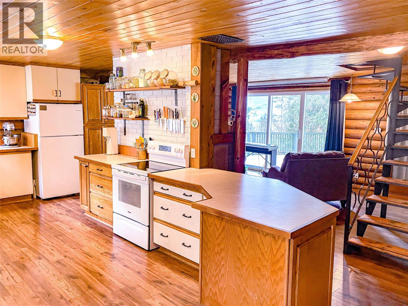 375 Alexander Road, Nakusp