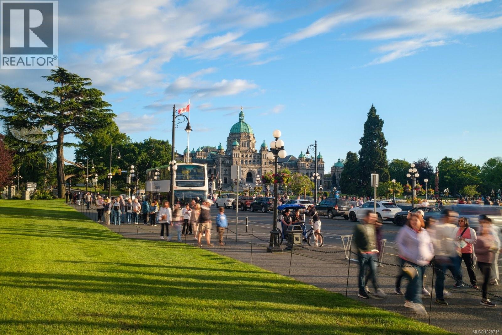 #215 405 QUEBEC ST - 22