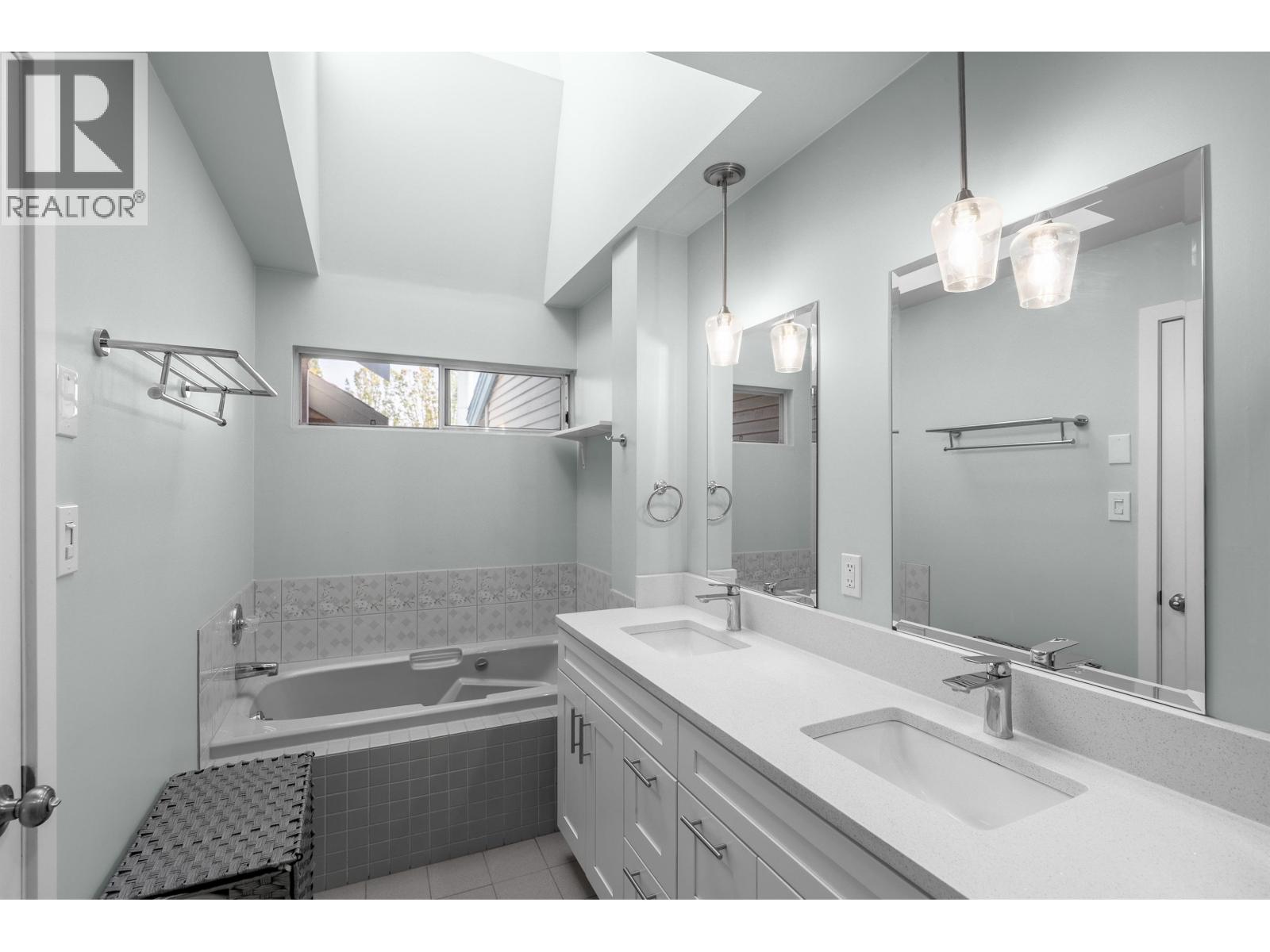 #13-7820 ABERCROMBIE Place, Richmond