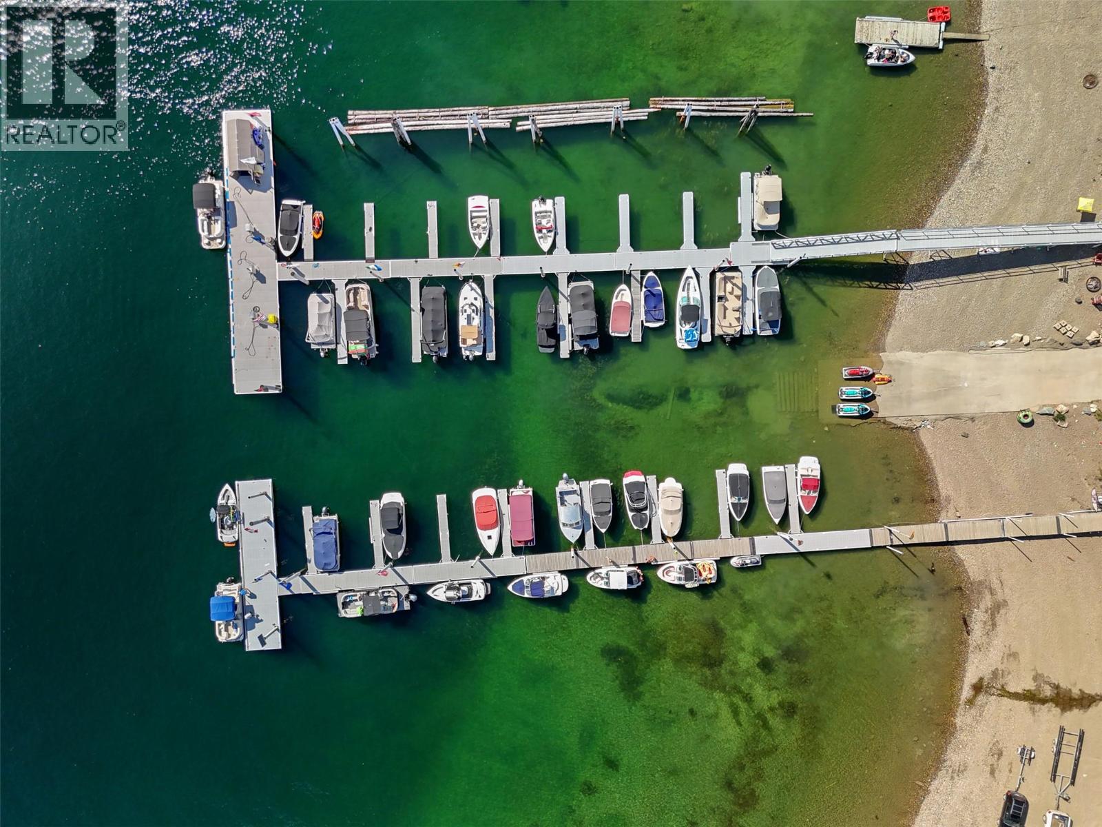 7455 Stampede Trail, Anglemont