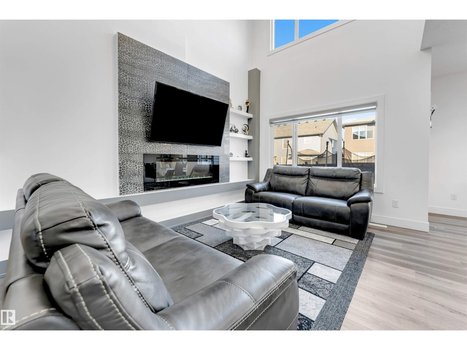 415 42 ST SW - 15