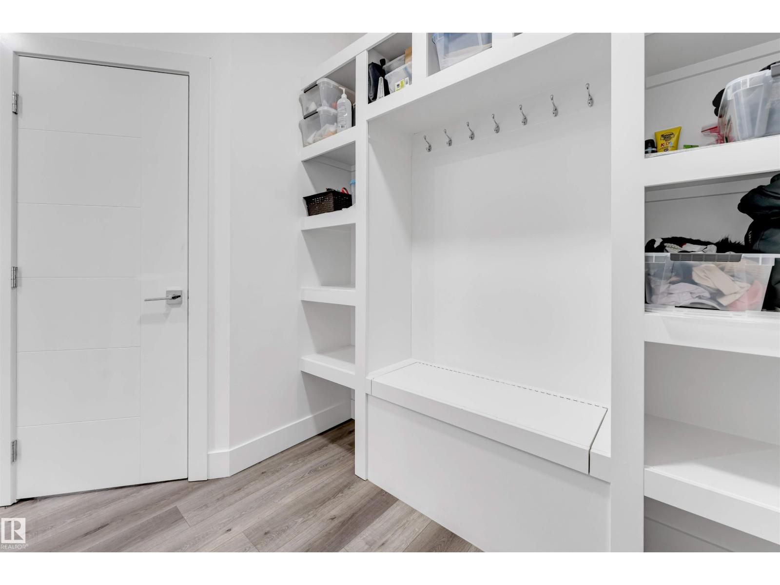 415 42 ST SW - 36