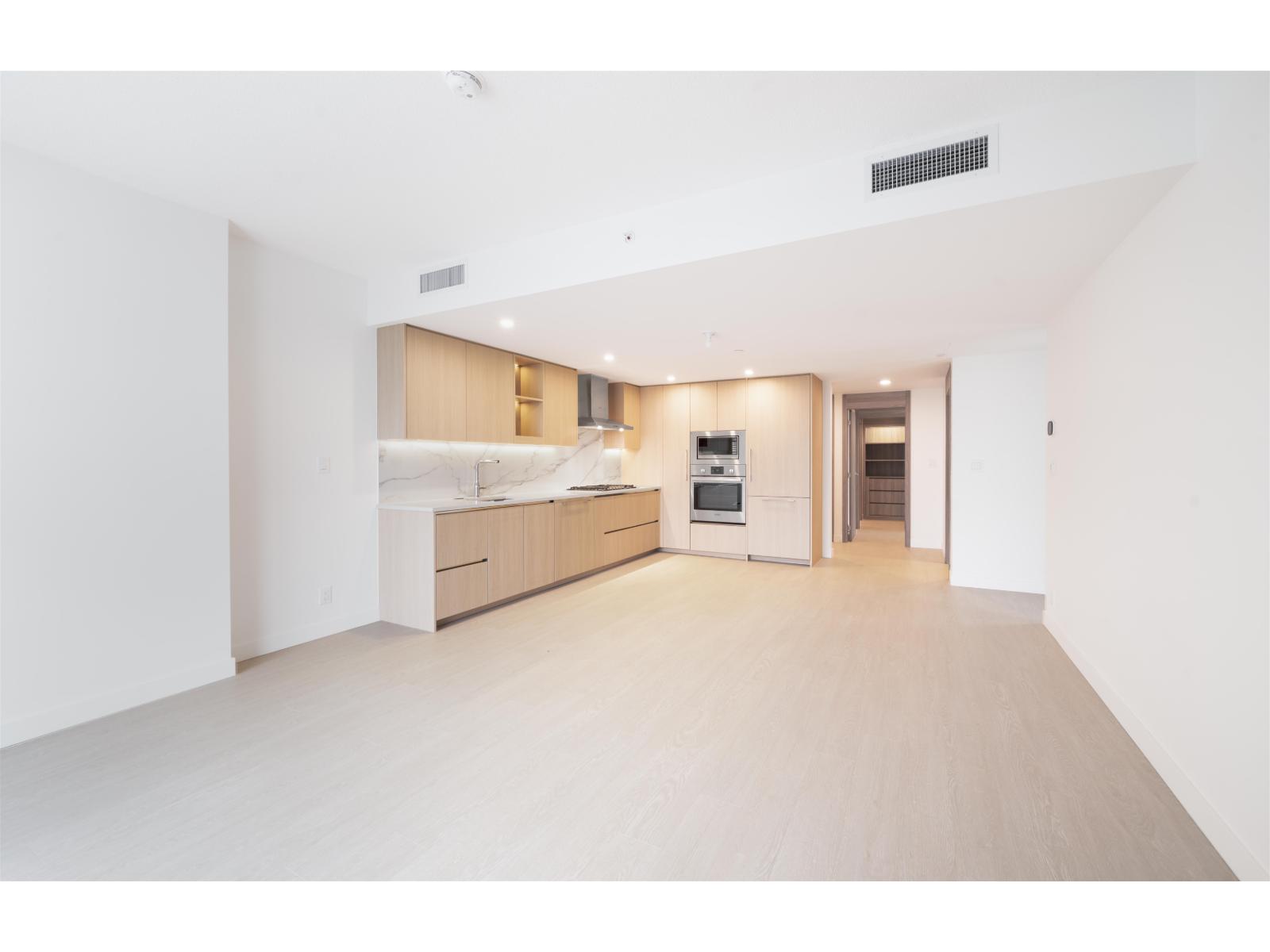 3406 13768 100 AVENUE, Surrey